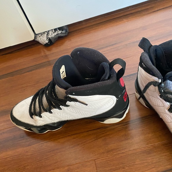 Jordan 9 Space Jam - Picture 3 of 7